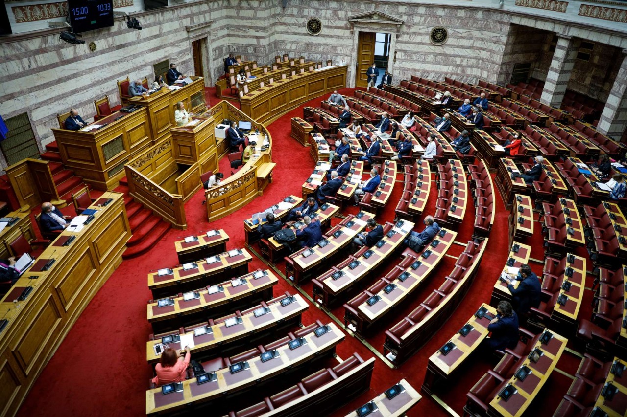 Βουλή: Κατά πλειοψηφία ψηφίσθηκε η τροποποίηση Συμφωνίας με την Αλβανία για την οικοδόμηση σχολικού κτιρίου