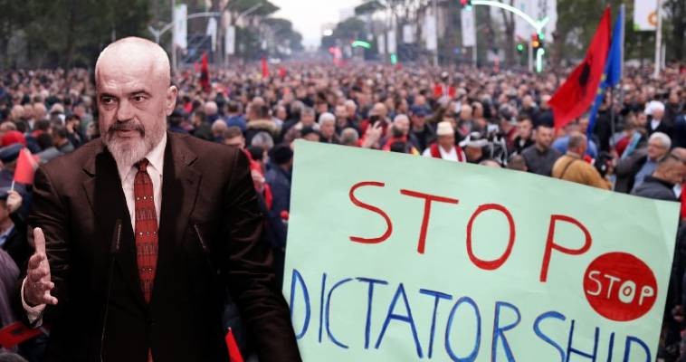 Αυταρχικό καθεστώς στήνει ο Ράμα – Εμφύλιος στην αντιπολίτευση