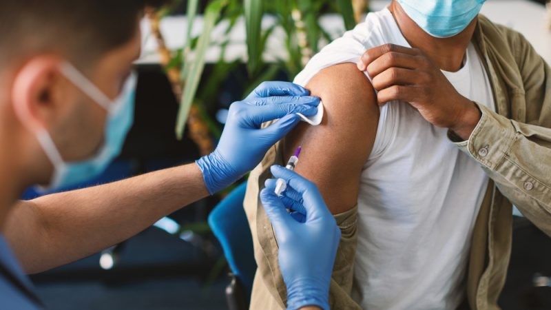Η αλβανική κυβέρνηση συνιστά εμβολιασμό κατά της ευλογιάς των πιθήκων