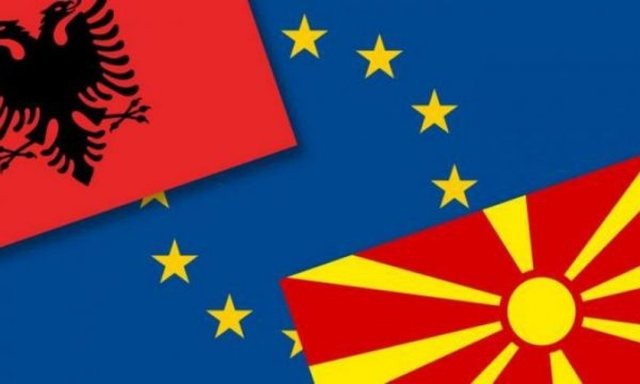 Ανοίγει η πόρτα της ΕΕ για την Αλβανία - Η βουλή των Σκοπίων ενέκρινε την γαλλική πρόταση 