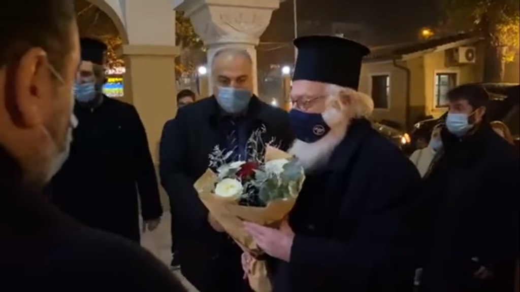 ​Επέστρεψε στα Τίρανα ο Αρχιεπίσκοπος Αναστάσιος (βίντεο)