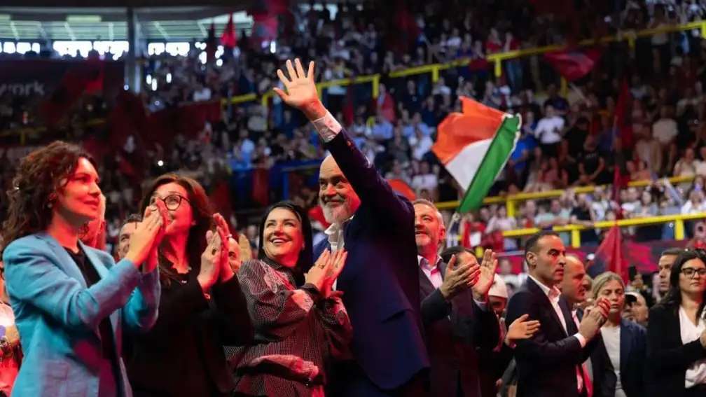 Πρόκληση Ράμα κατά της Ελλάδας: Υποχρέωσαν τους αδερφούς μας να αλλάξουν τα ονόματά τους, κηλίδα ντροπής στην ιστορία