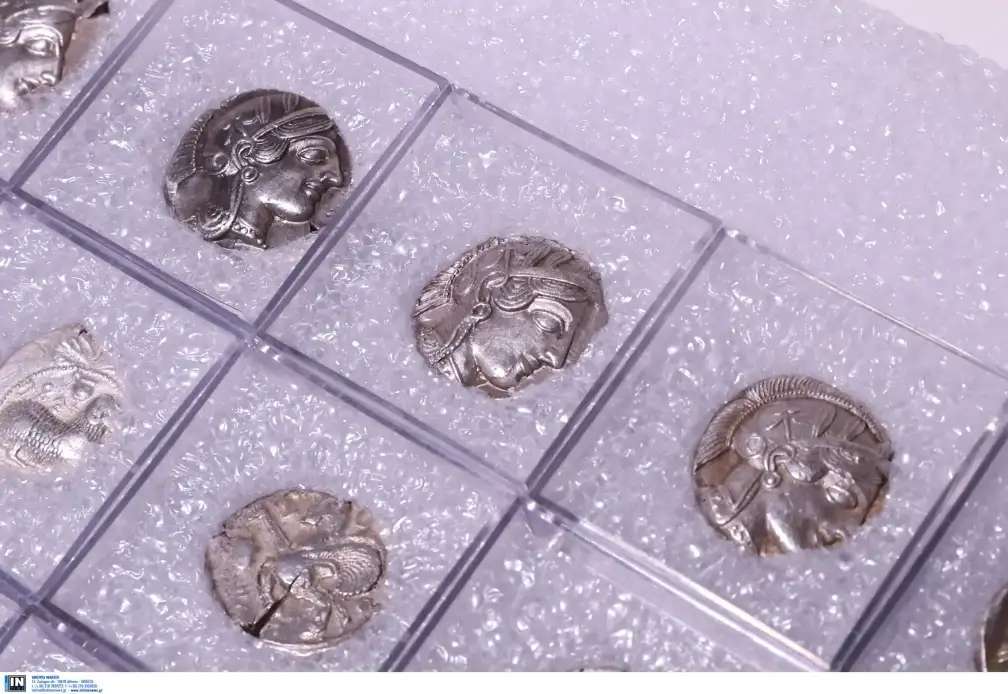 Επιστράφηκαν από την Ελλάδα στην Τουρκία πάνω από 1.000 αρχαία νομίσματα που είχαν κατασχεθεί στο τελωνείο των Κήπων