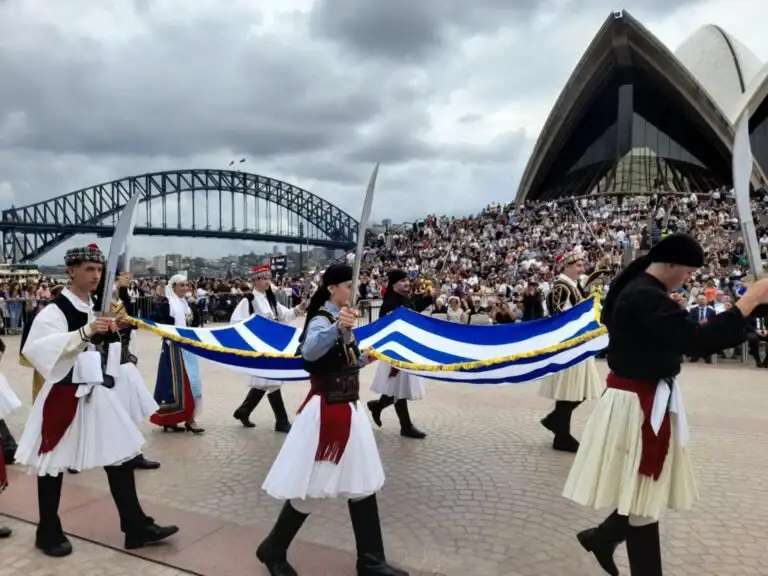 Ο Ελληνισμός του Σύδνεϋ τίμησε με περηφάνια την Επέτειο του 1821 με επικεφαλής τον Αρχιεπίσκοπο Μακάριο
