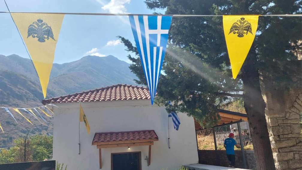 Άγνωστοι εισέβαλαν στην Αγία Παρασκευή Λεσινίτσας – Καταστροφές στο παγκάρι