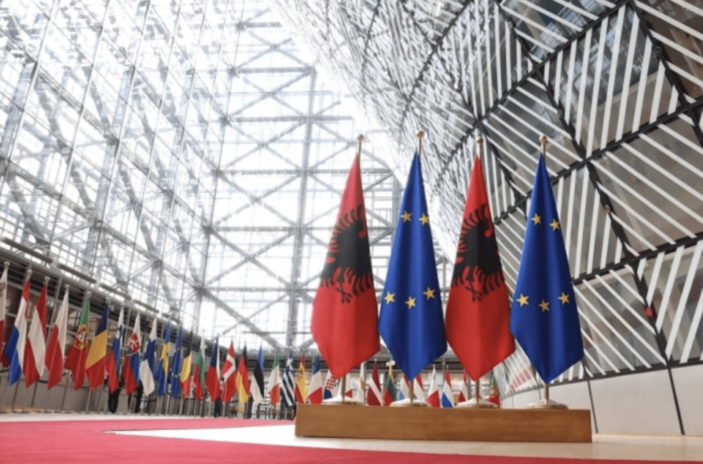 Η Αλβανία ανοίγει το τελευταίο κεφάλαιο διαπραγματεύσεων με την ΕΕ στις 17 Νοεμβρίου