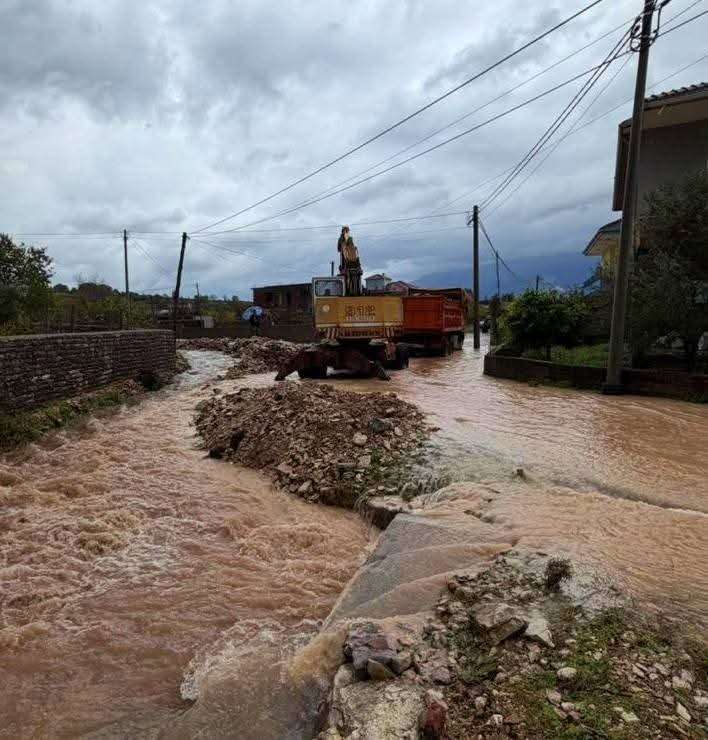Σοβαρά προβλήματα από την κακοκαιρία στη Δρόπολη και το Πωγώνι
