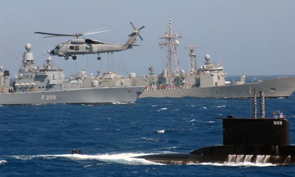 polemiko-nautiko-stolos-1_1--.jpg