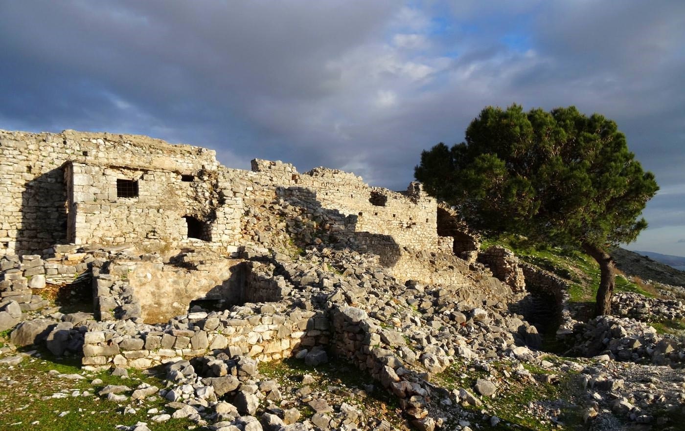 xmonastiri-agioi-saranta-03.jpg.pagespeed.ic.7BbKgIAqvA.jpg