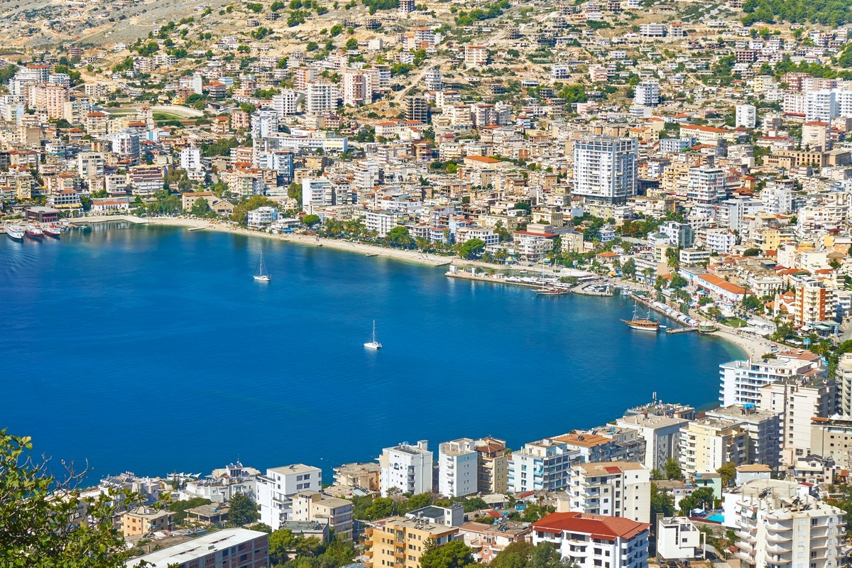 agioi-saranta--port.jpg