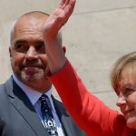 Rama-Merkel-2-640x340-1.jpg