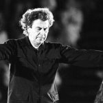 mikis-theodorakis-1983.jpg