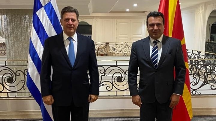 w15-142705VARVITSIOTIS151021.jpg