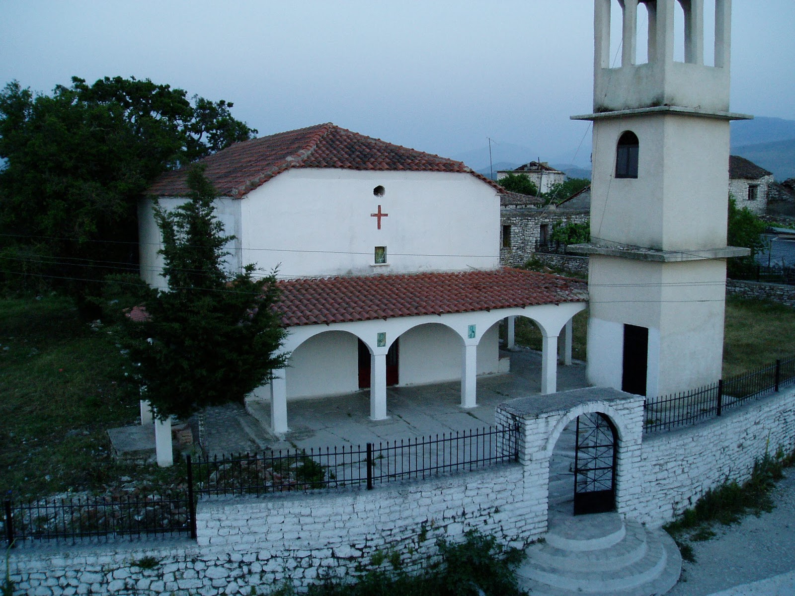 eparxia-alikou-eklisia-tshoukas.jpg