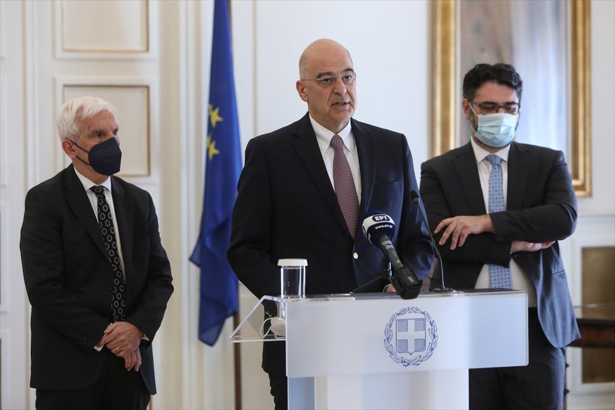 dendias-manolis-androulakis.jpg