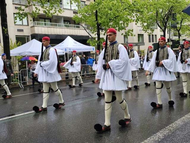 Greek_Parade_Evzones_1-Small.jpg