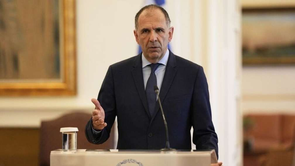 Menyma-Gerapetrite-sten-Albania-gia-ten-ypothese-Mpelere-kai-europaike-poreia.jpg
