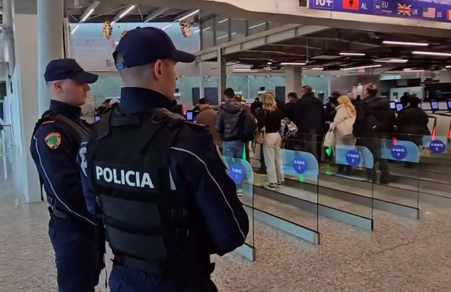 auto_rinas-policia1710331052.jpg