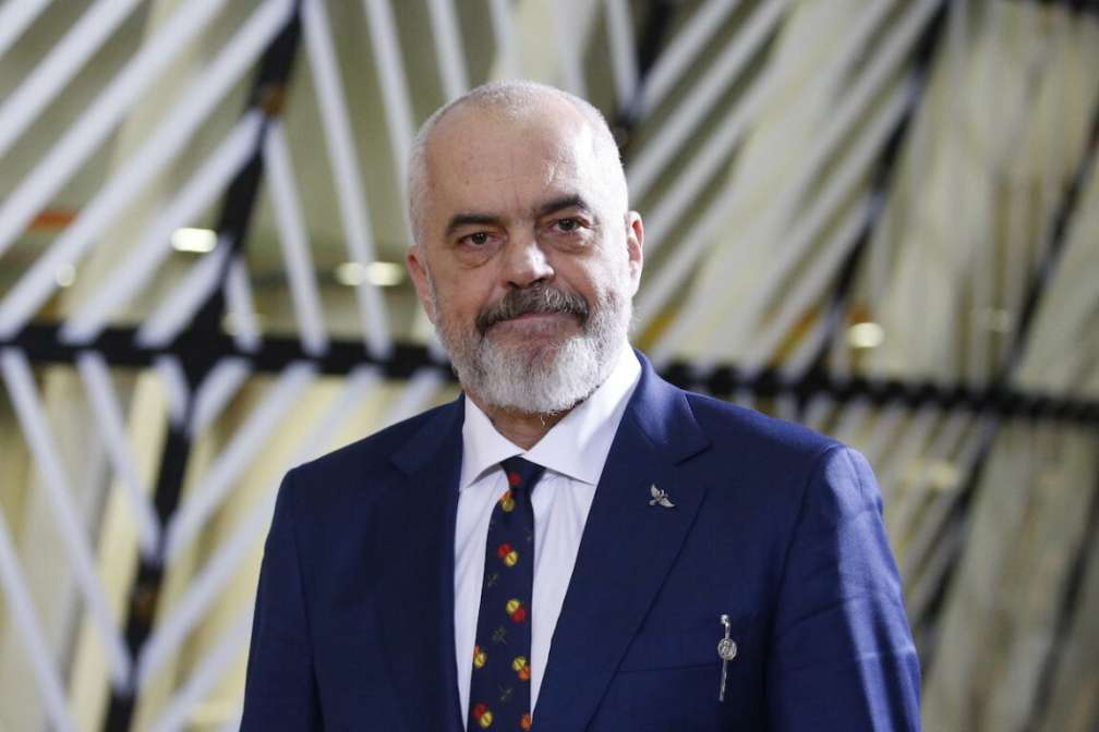 Edi-Rama-heshtja-1.jpg