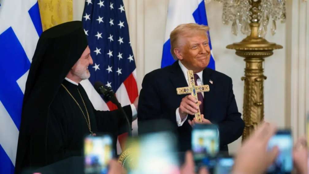 trump-elpidoforos-ethniki-epeteios.jpg