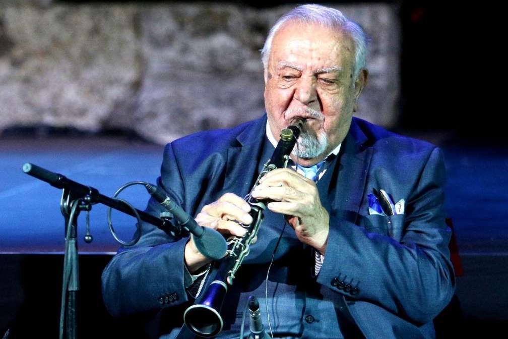 petroloukas-1320x880-1.jpg