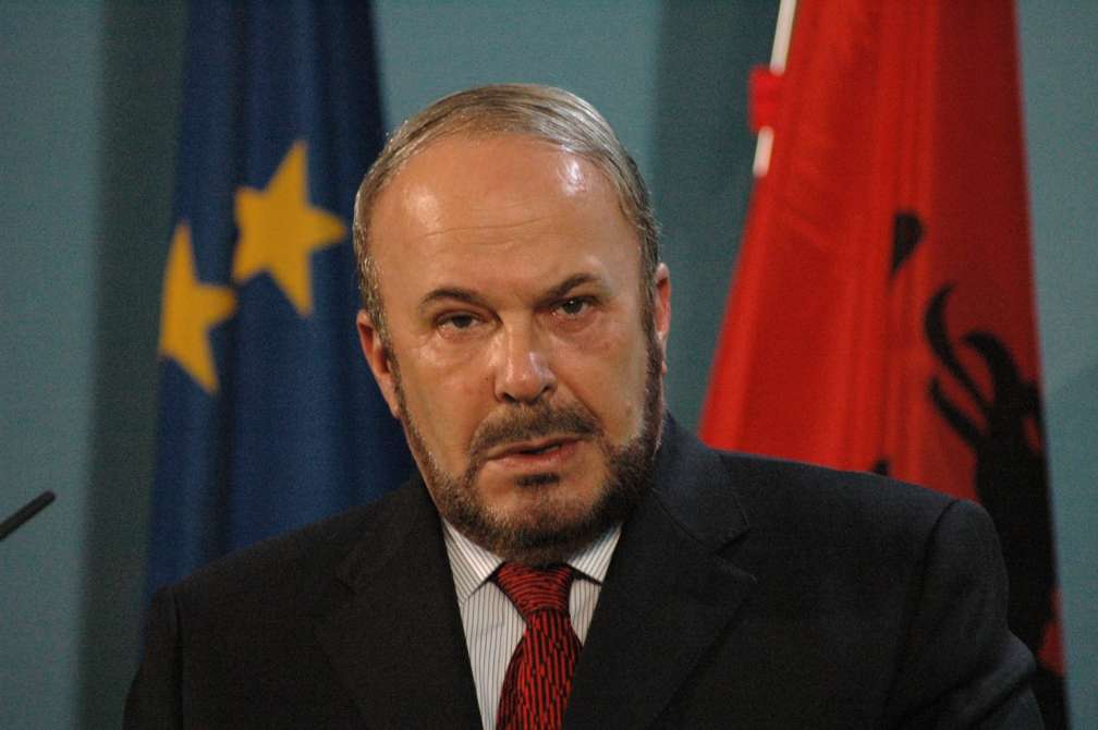 albania_fatos_nano.jpg