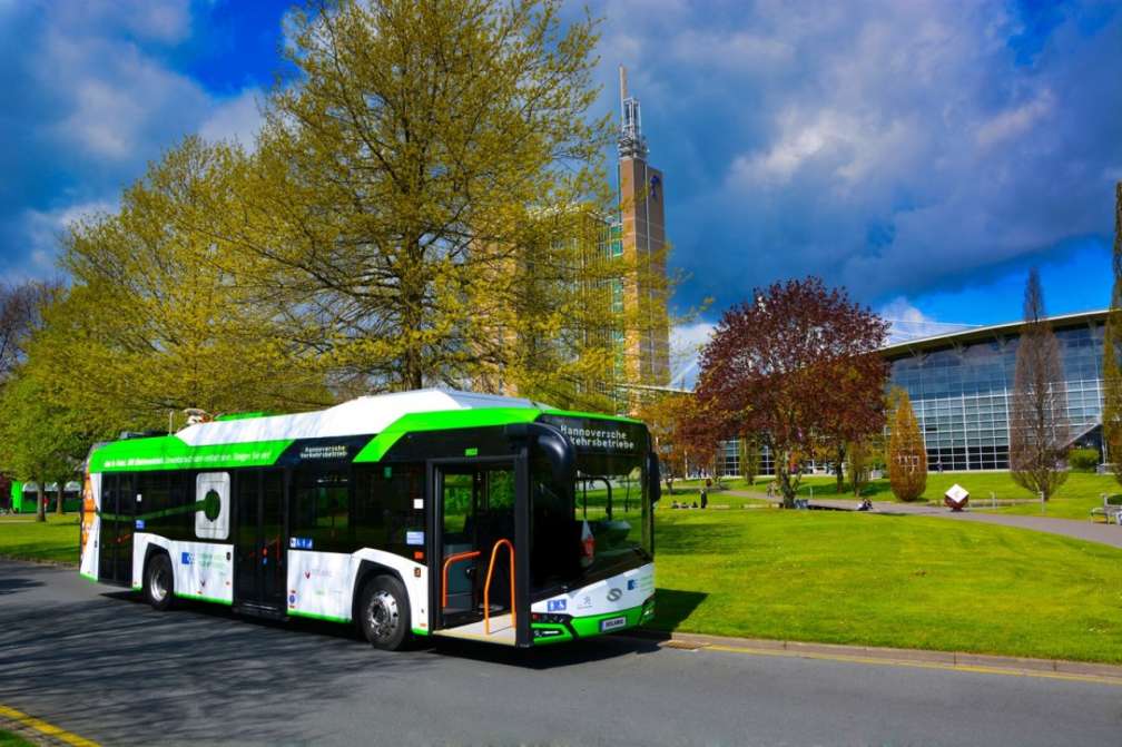solaris-nntr86g4hr0byb9k9kyi9xp81kbkse1v78nkflc11k.jpg