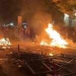 Τίρανα: Εκτεταμένα επεισόδια στη διαμαρτυρία της 13ης Οκτωβρίου – Τραυματίες, καταστροφές και καταγγελίες για αστυνομική βία