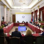 Εδαφική μεταρρύθμιση στην Αλβανία: Συνεδριάσεις στη Βουλή και νέες διαδηλώσεις